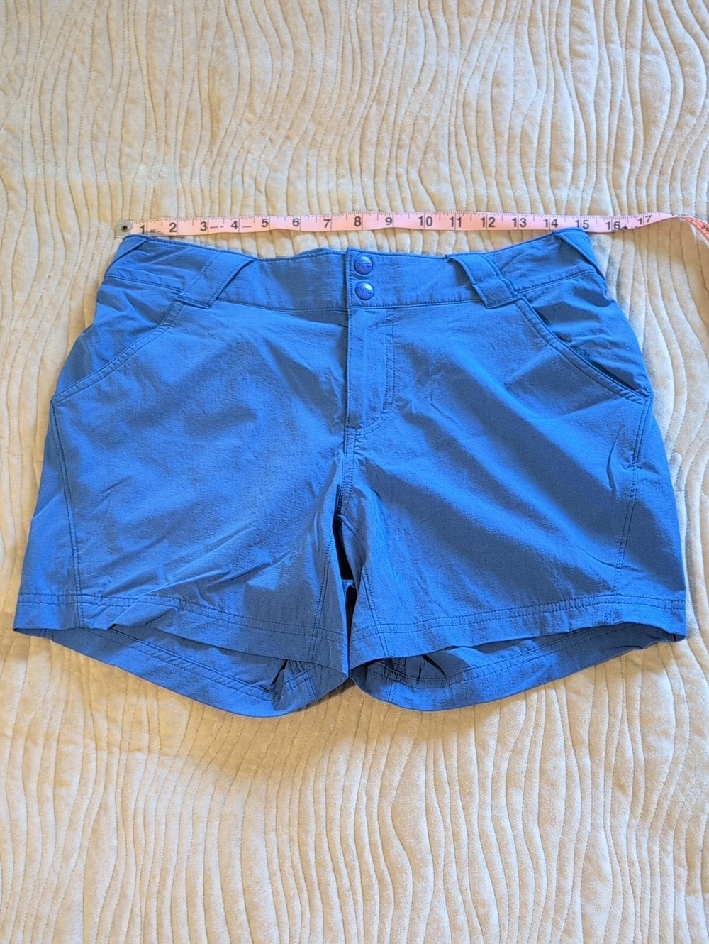 Columbia PFG Size 6 5L Light Blue Women's Active Shorts Quick Dry Like New